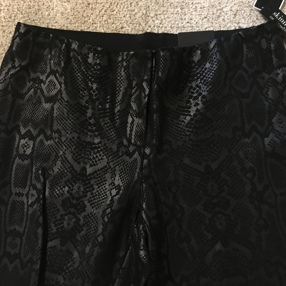 NWT Alfani skinny pants - Picture 2 of 4